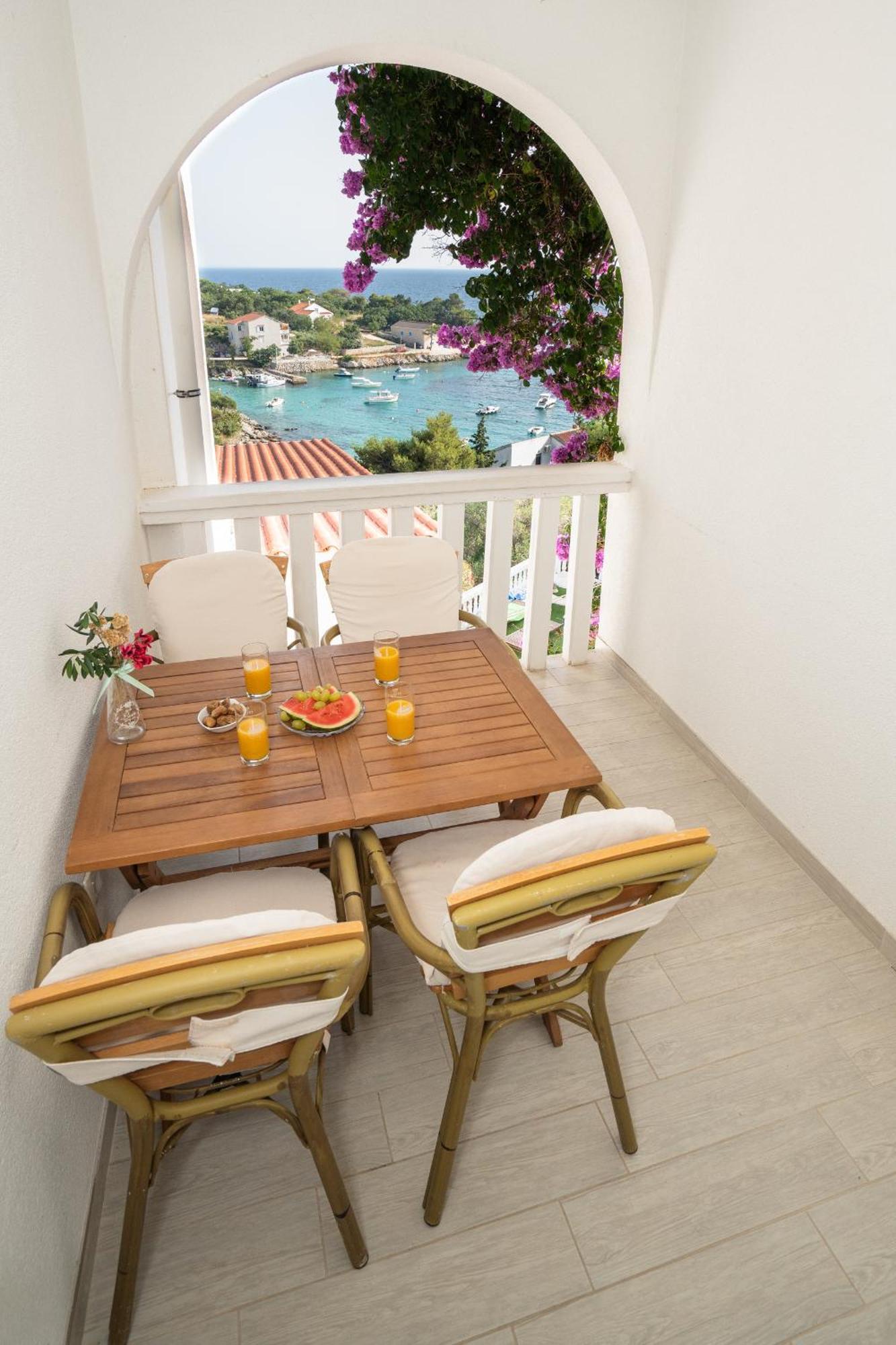 Garden Resort - Apartments Maslina Potocnica Chambre photo