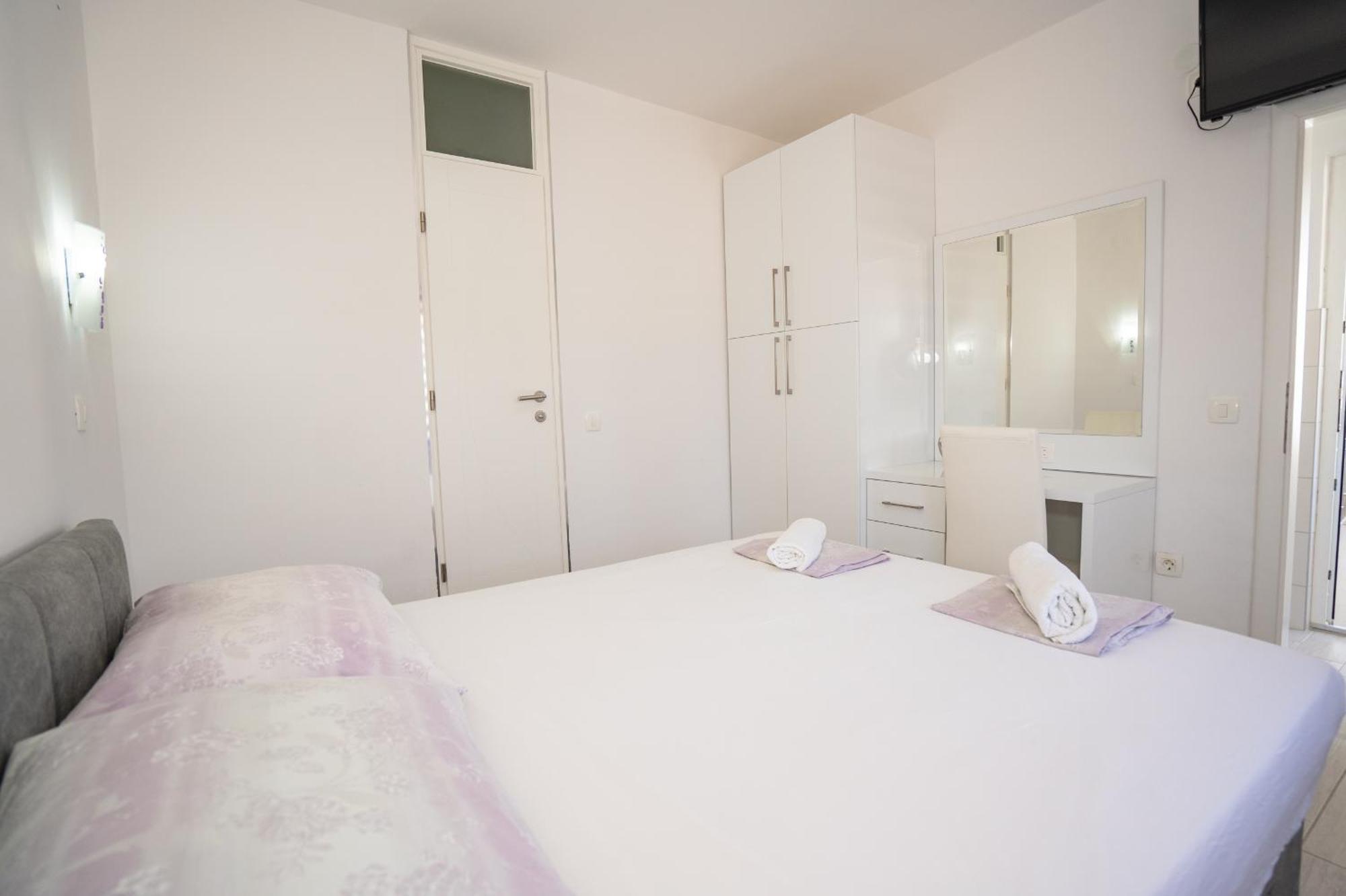Garden Resort - Apartments Maslina Potocnica Chambre photo